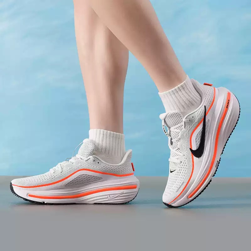 أحذية نايكي للرجال، أحذية جري  - مراجعة Lightweight Road Running Shoes وسعره