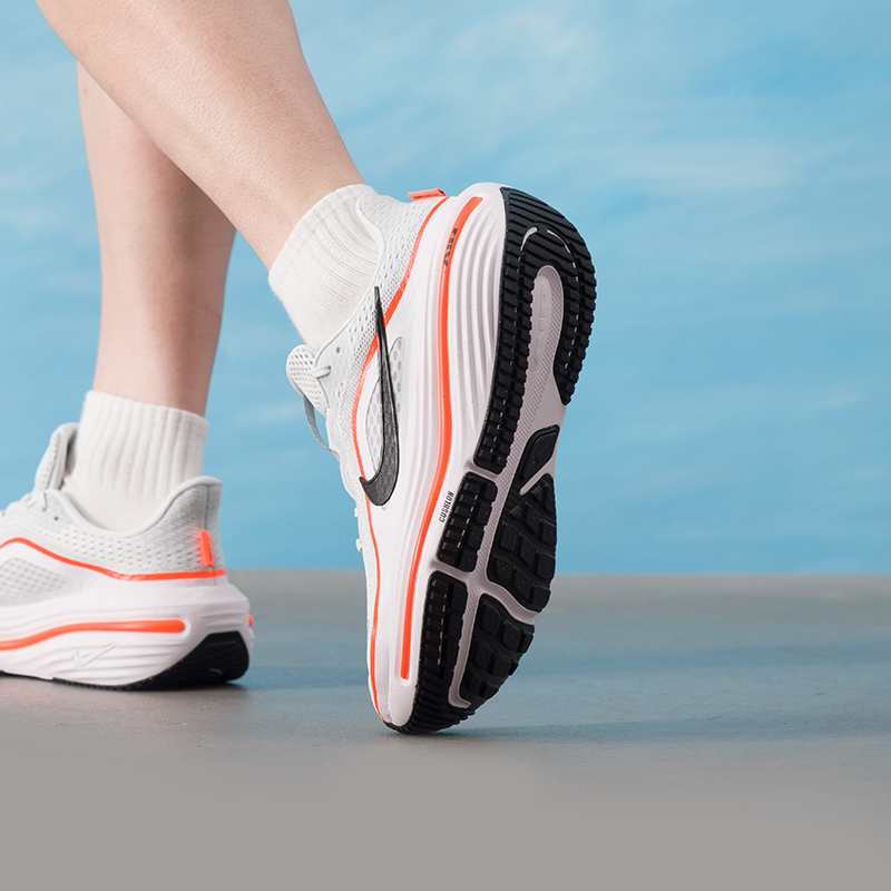 أحذية نايكي للرجال، أحذية جري  - مراجعة Lightweight Road Running Shoes وسعره