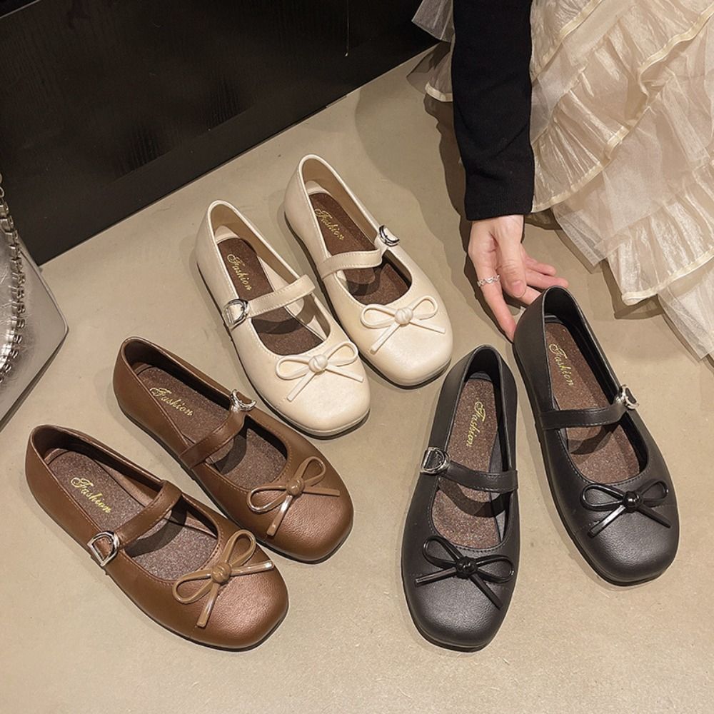 صنادل نسائية أنيقة مزينة بفيون - مراجعة Sandals وسعره