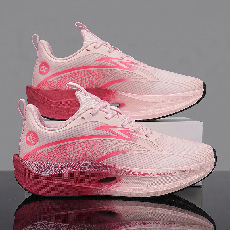 أحذية رياضية للجري بألواح كربو - مراجعة Carbon Plate Marathon Racing Shoes وسعره