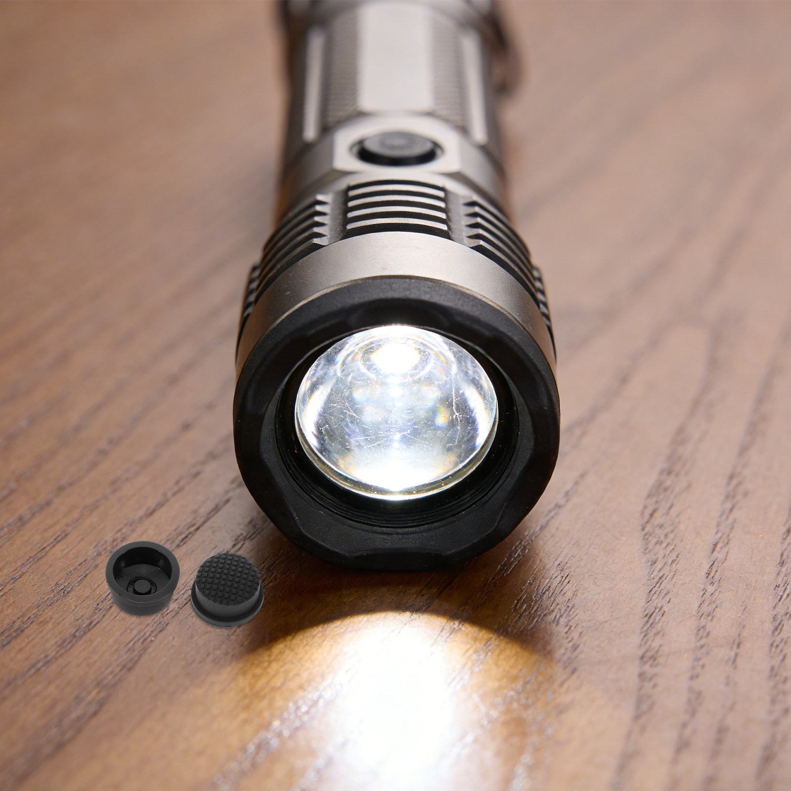 قطعتان من غطاء مفتاح مصباح LED - مراجعة Boots وسعره