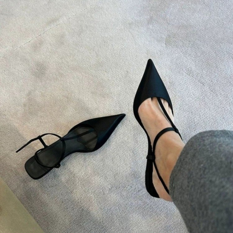 أحذية نسائية ماركة، صنادل نسائ - مراجعة Heels وسعره