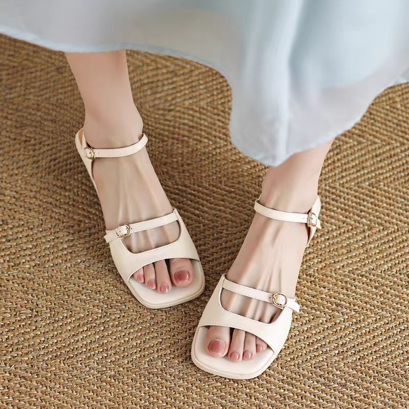 صنادل نسائية فرنسية عصرية متعد - مراجعة Sandals وسعره