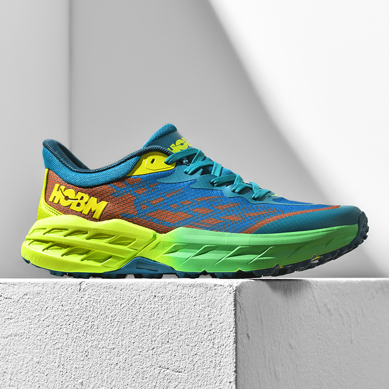 أحذية رياضية رجالية جديدة لعام - مراجعة Carbon Plate Marathon Racing Shoes وسعره